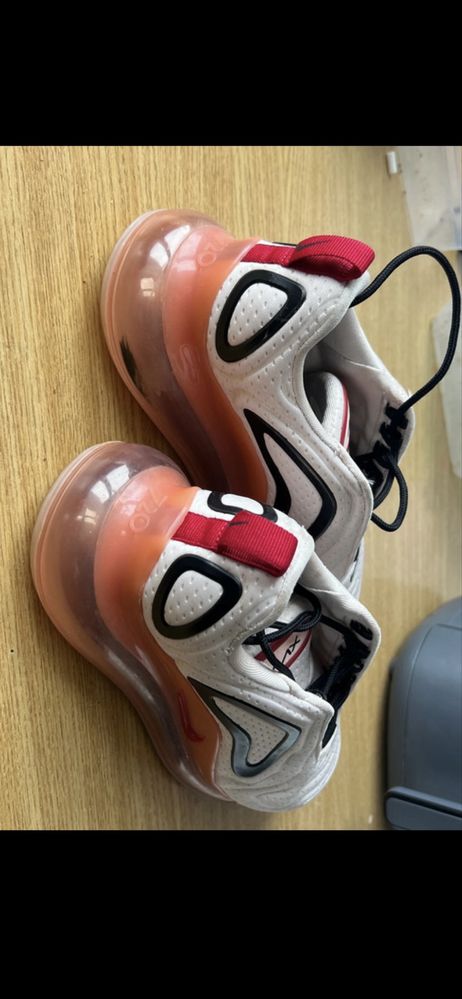 Nike Air Max 70 pentru femei