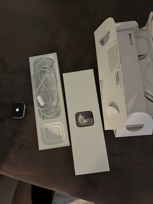 Iwatch series 9 41mm starlight gps