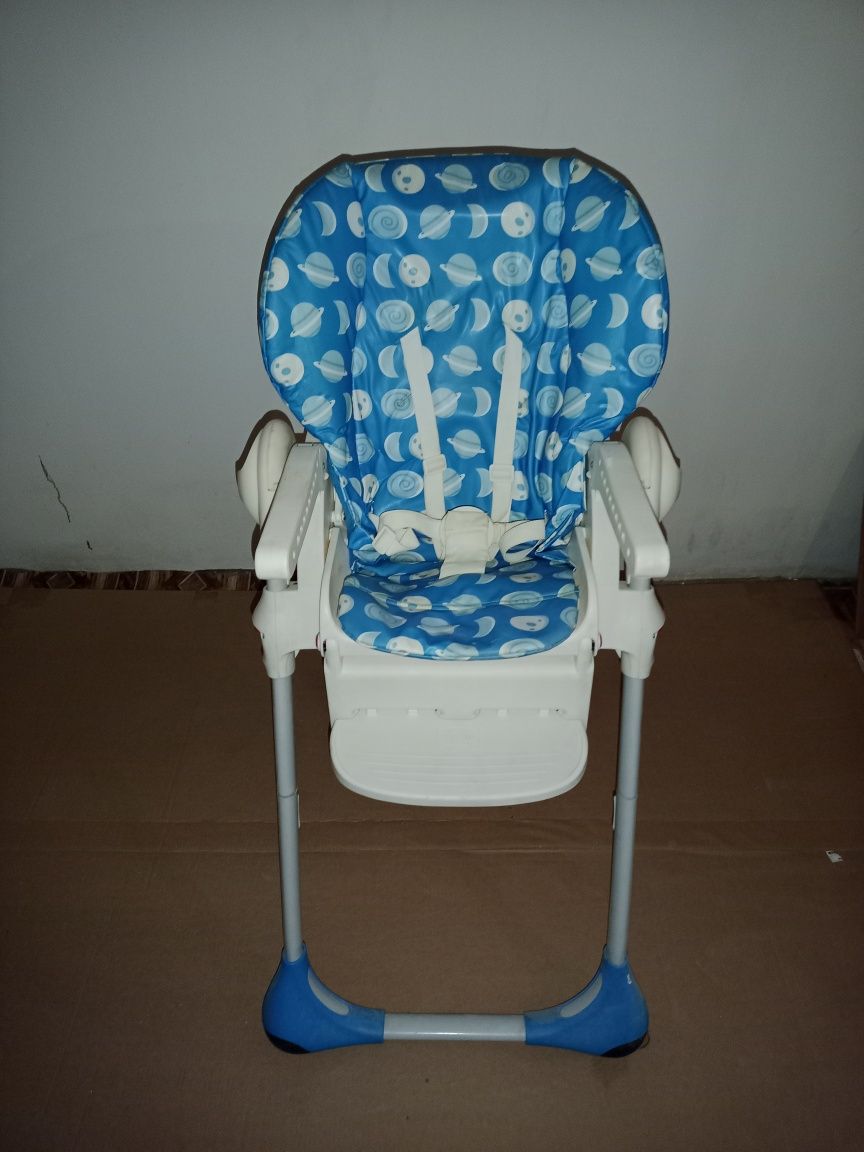 Продам детский столик