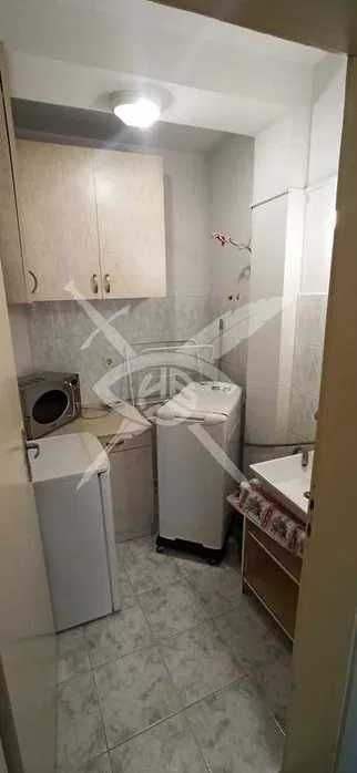 Продава се Едностаен апартамент в София, Изток - 23 кв.м за 3044 €/кв.м - Снимка #1