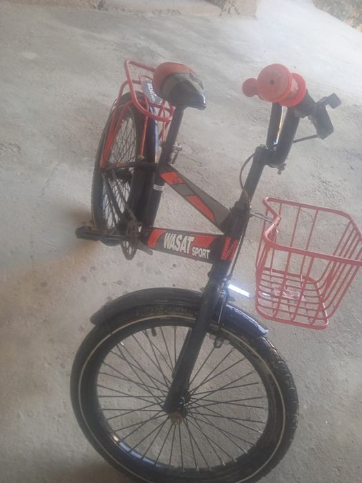 Velosiped wasat sotiladi narxi450000 yana kelishamiz