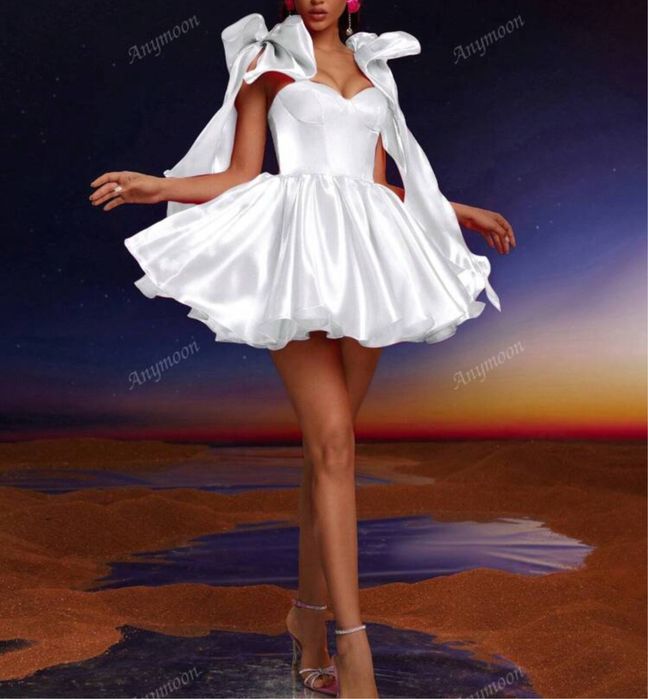 Бяла кукленска рокля XS