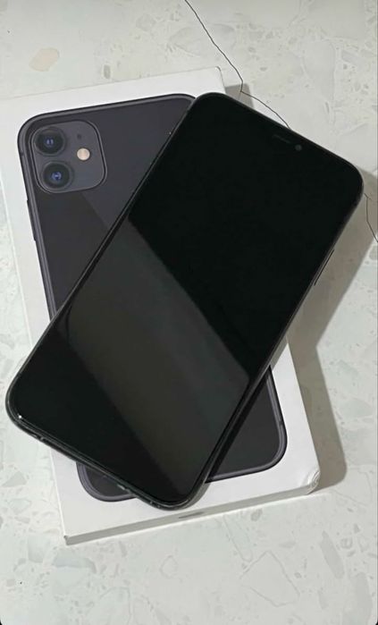 Айфон 11 128.    .