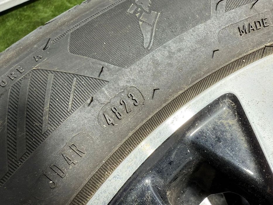 JANTE FORD R17 / 5x108 / PUMA / 215/55 R17 98W / 7JX17H2 ET47.5 / 4823 /+ CAUCIUCURI (X4)