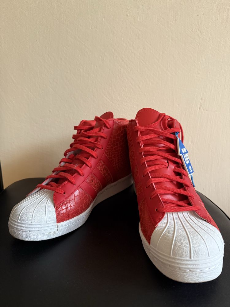 Adidas мартаонки с платформа
