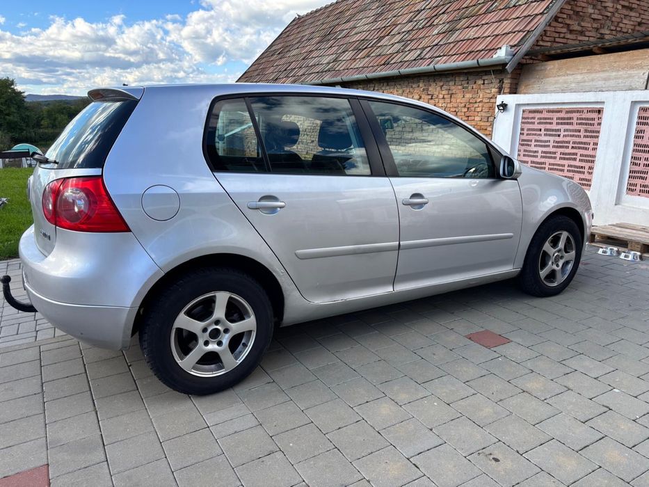 Volkswagen golf 5