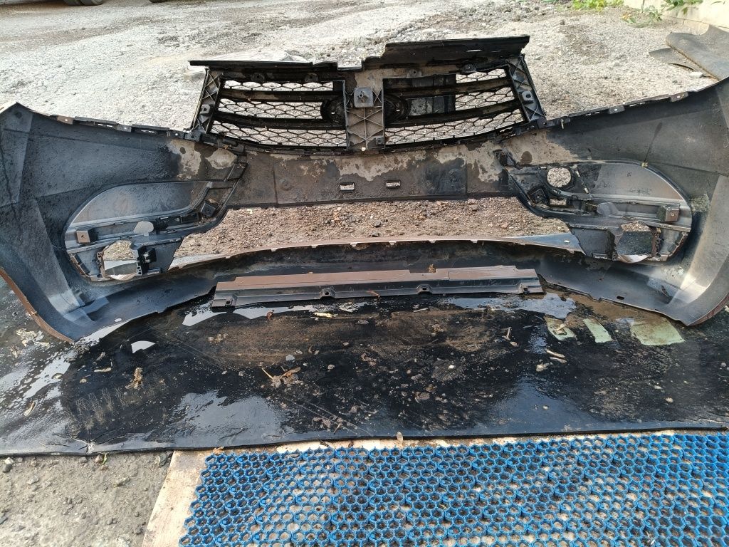 Бампер на lada xray
