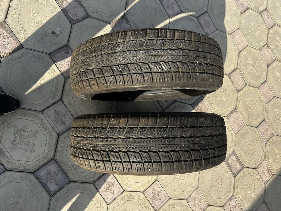 Автошины зимние.