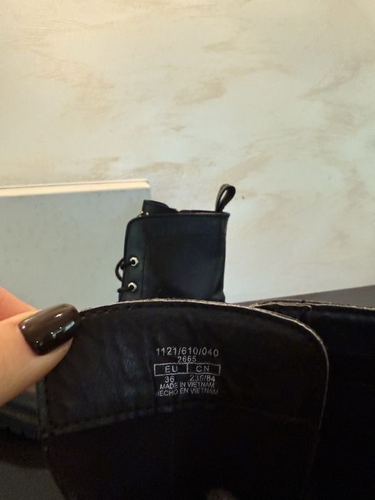 Zara  боти ест.кожа 39лв