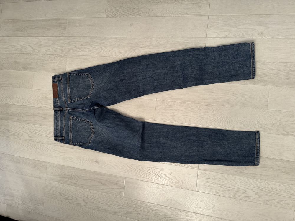 Продам джинсы фирмы Benetton