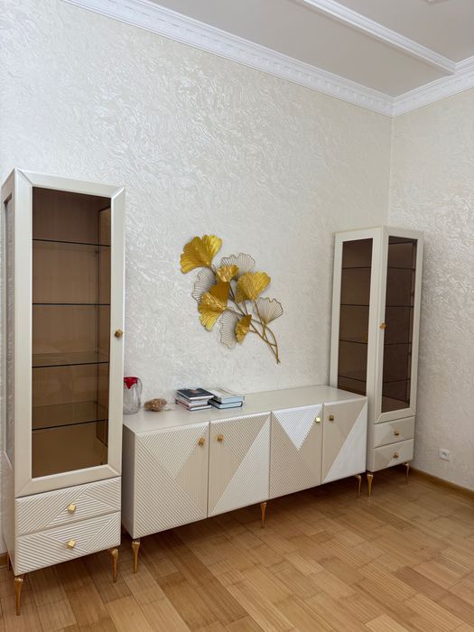 Пенал для гостиной в зал