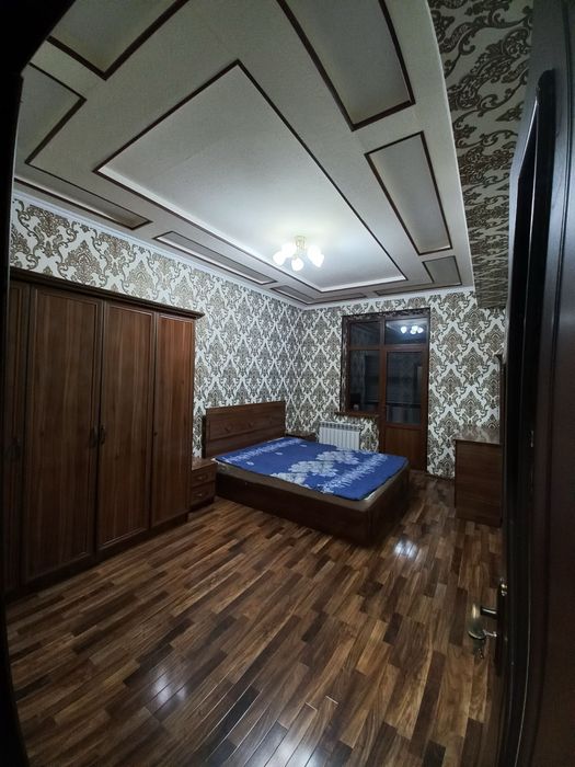 Аренда Новастройка 4 хонали 2 та санузел 3 этаж Микрорайонда жойлашган