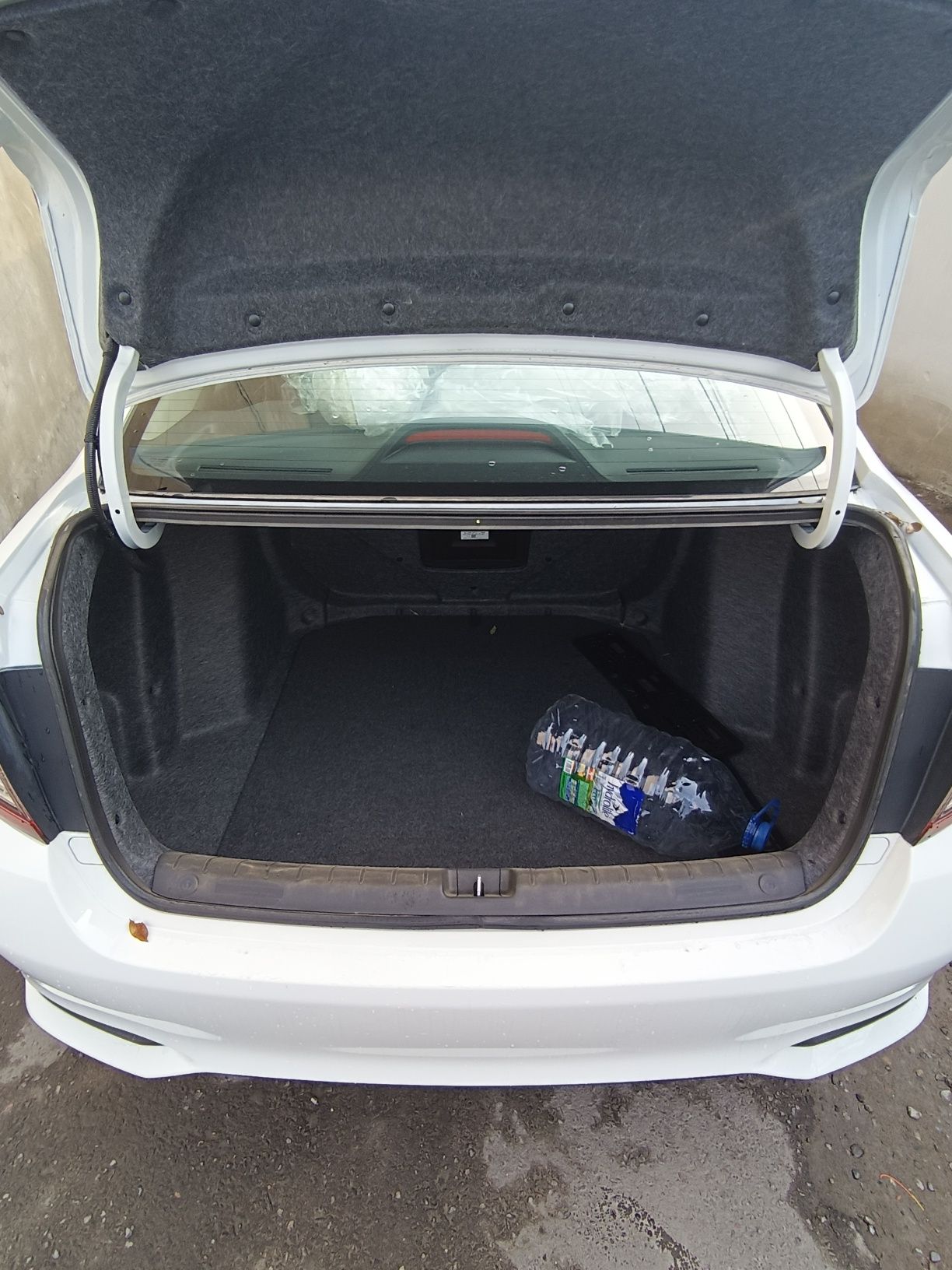 Продается Машина Honda Crider