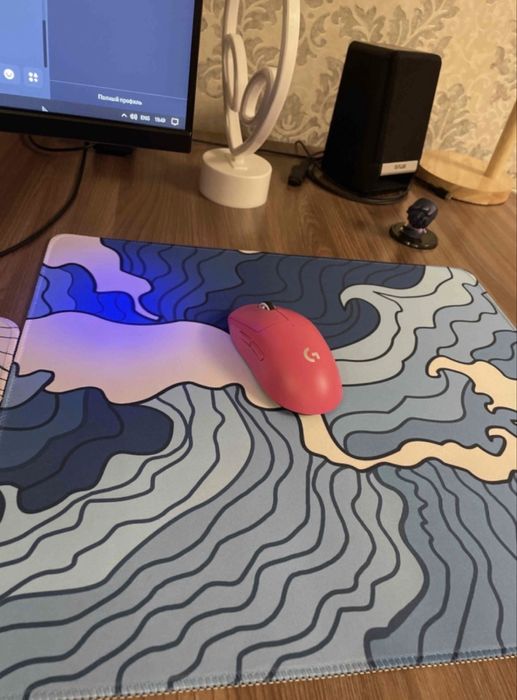 Коврик для мыши.