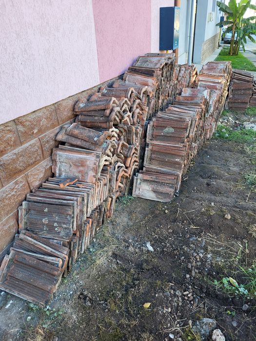 Vand tigla veche casa