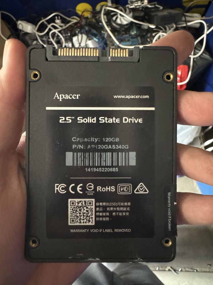 Ssd диск 120 gb .