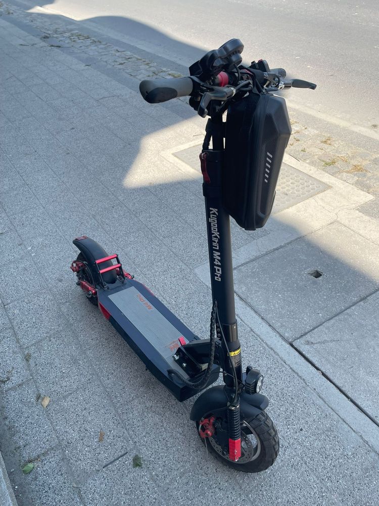 Електрическа тротинетка KUGOO KIRIN M4 Pro