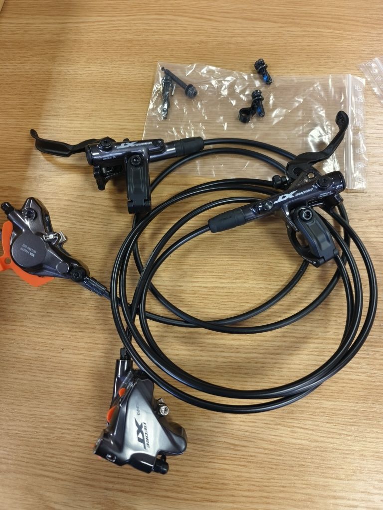 Комплект спирачки Shimanо XT лостове BL-M8100,калипери BR-M8100/8110