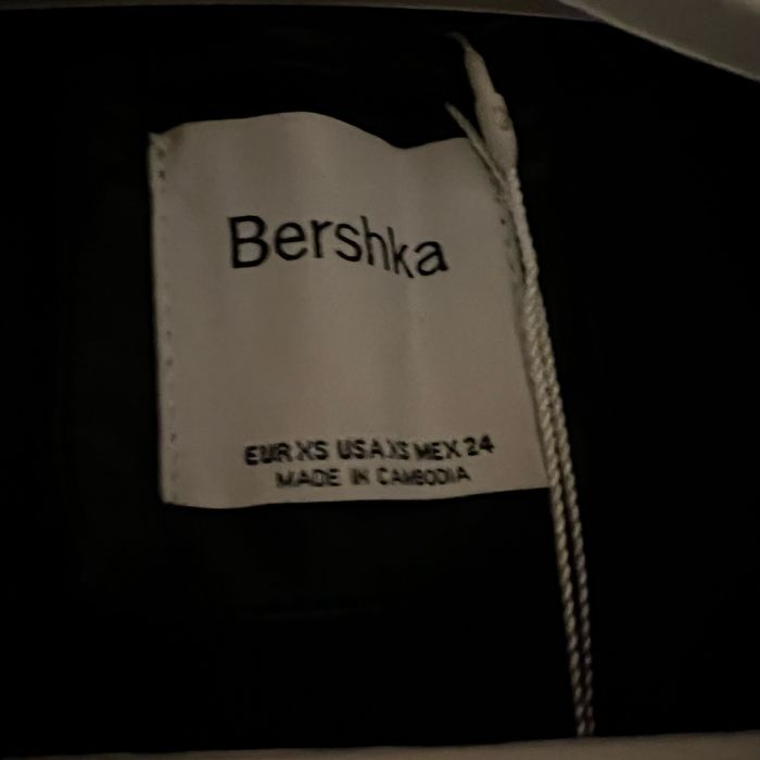 Къса риза от еко кожа БЕРШКА/BERSHKA - нова с етикет