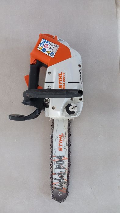 Drujba electrica baterie stihl msa 220 tc carcasa crapata
