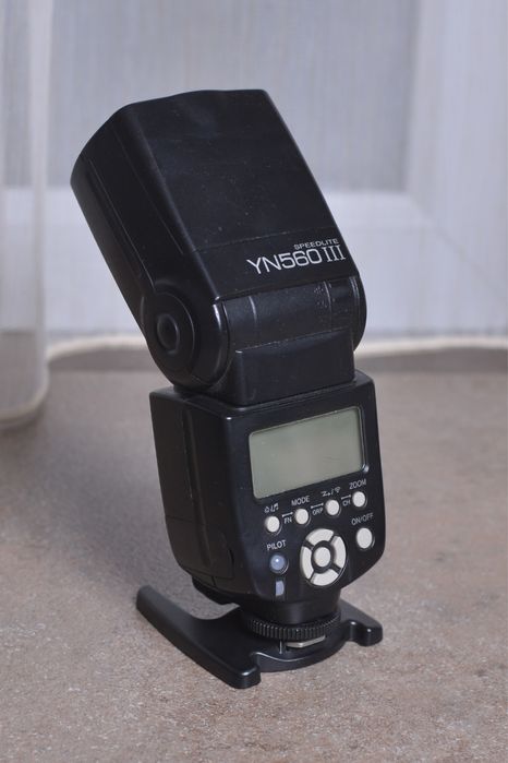 Продам вспышку Yongnuo Speedlite YN-560-IV