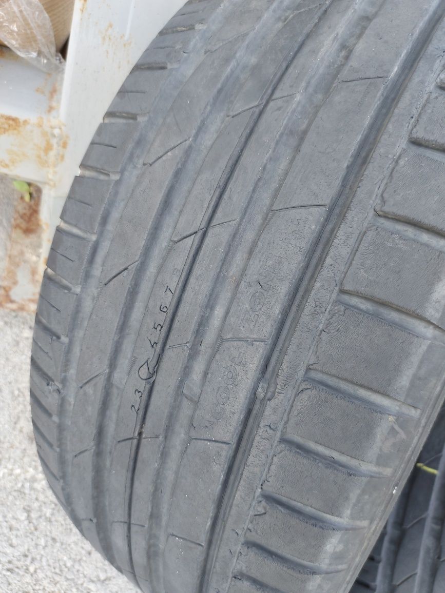 Гума nokian 255/55 R18 XL