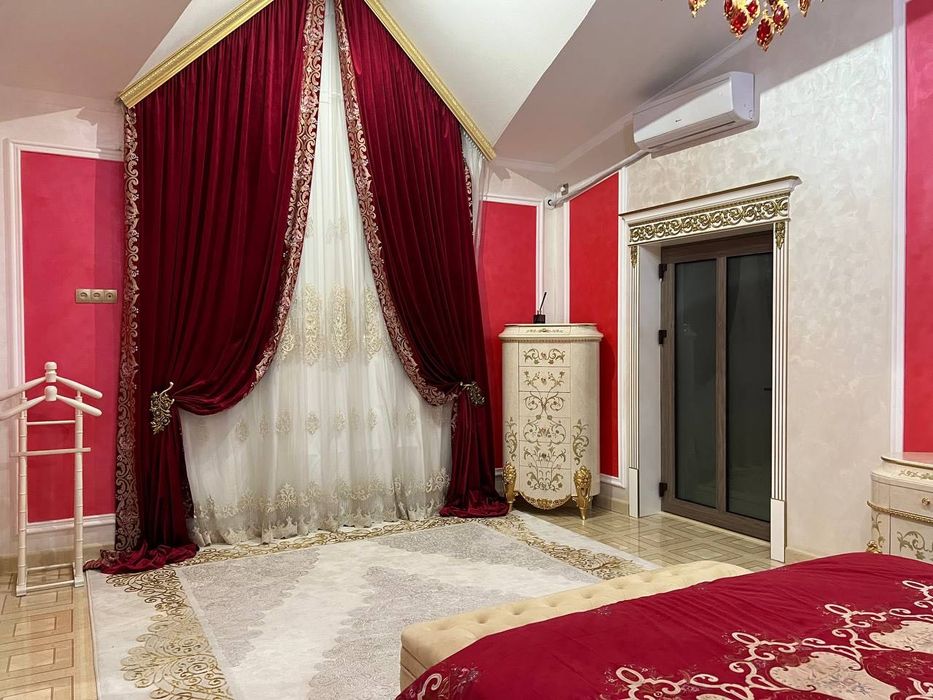 Сдаётся дом в Яккасарайском районе 10 комнат укомплектован с ремонтом