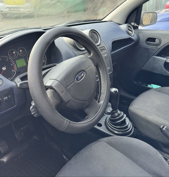 Ford fiesta functionala la doar 3600 lei