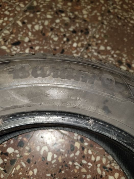 De vânzare anvelope iarna 225/60 R17