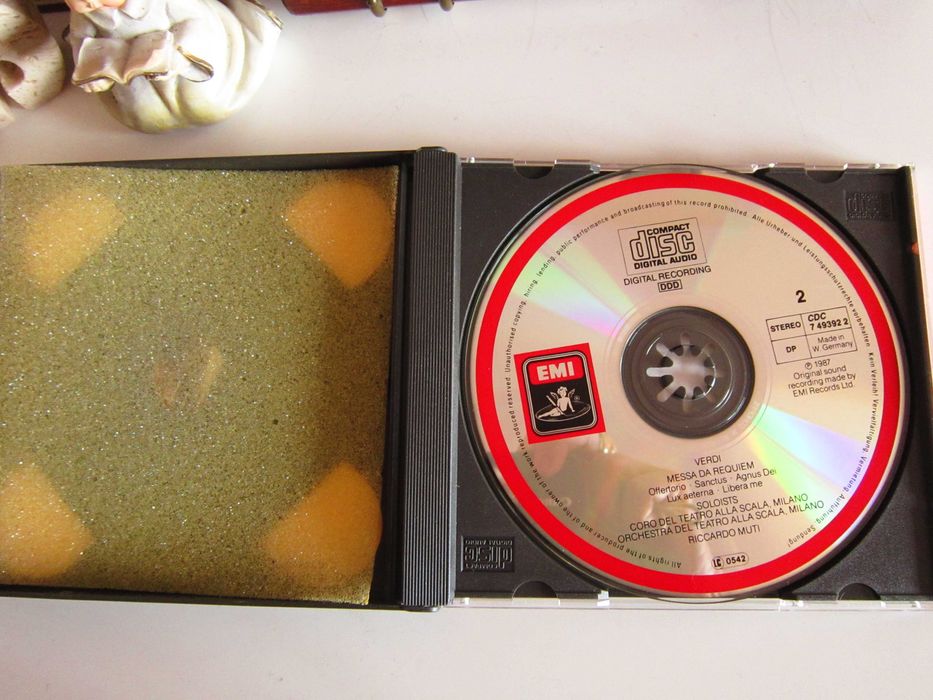 cadou inedit R.Muti Messa Da Requiem Verdi -Pavarotti Germany 1987