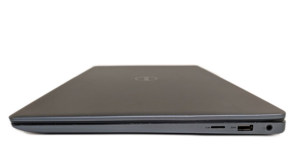 Dell Vostro 7590 15.6'' 1920x1080 i7-9750H 16GB RAM 512GB SSD GTX 1650