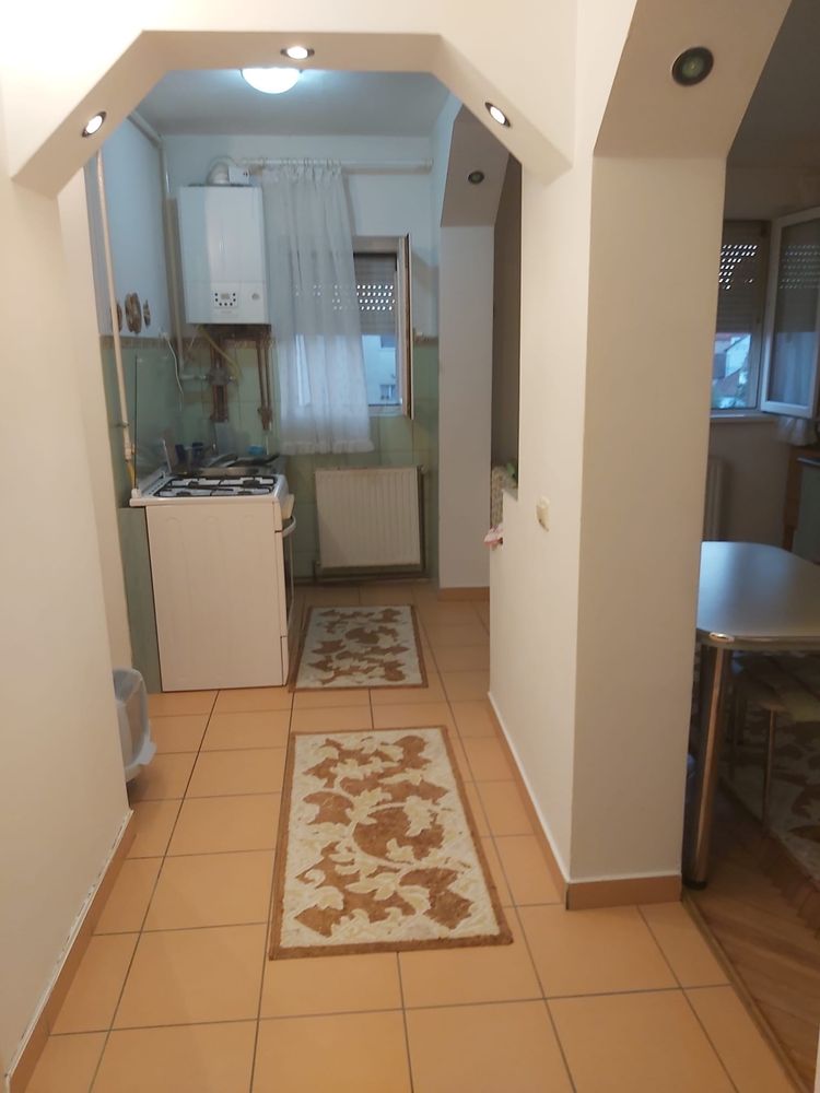 Apartament cu 3 camere