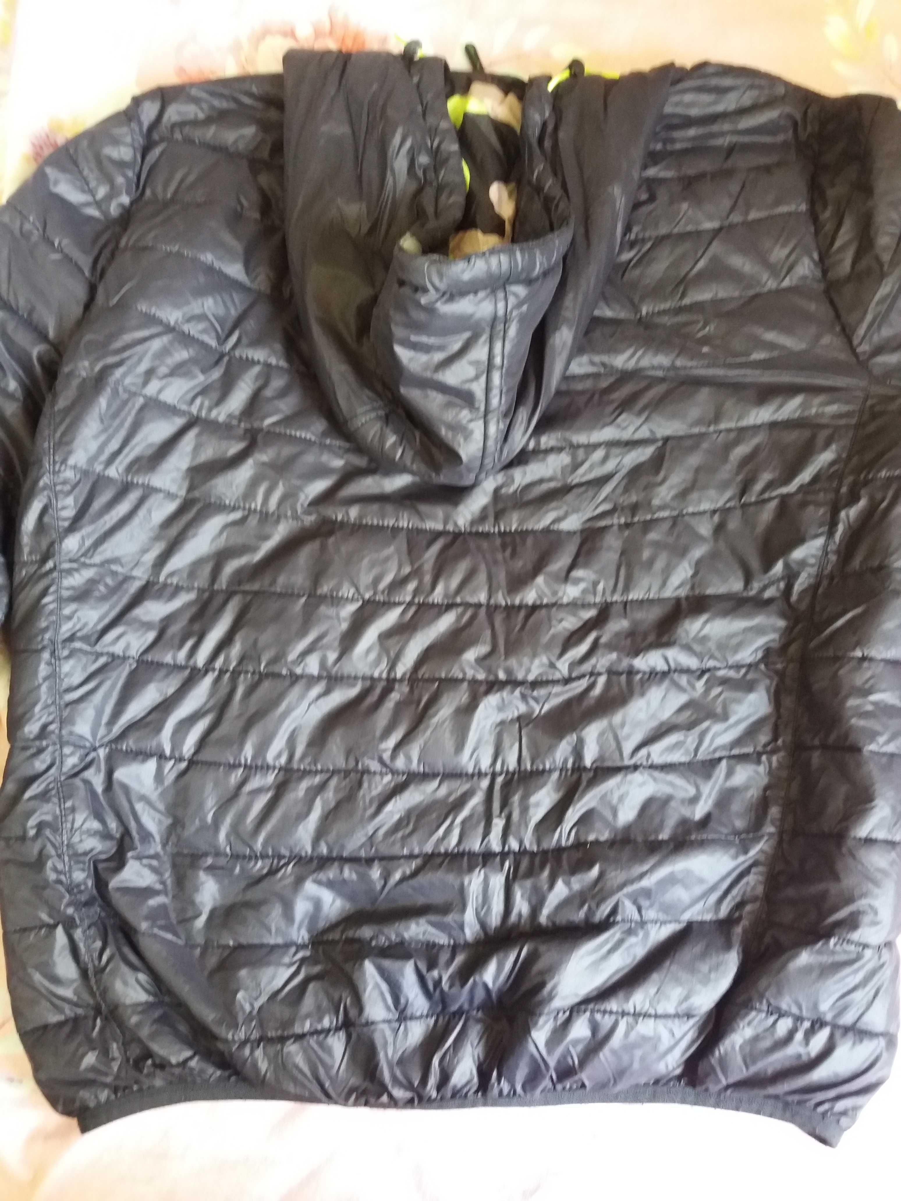 Мъжко олекотено яке