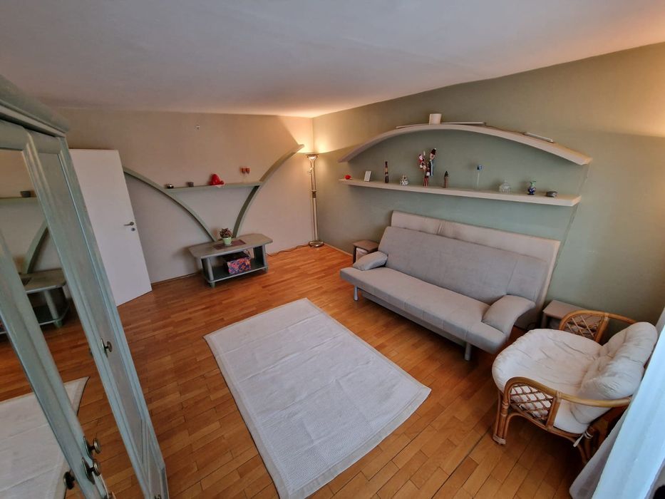 Direct proprietar inchiriez apartament cu  1 cameră 48mp
