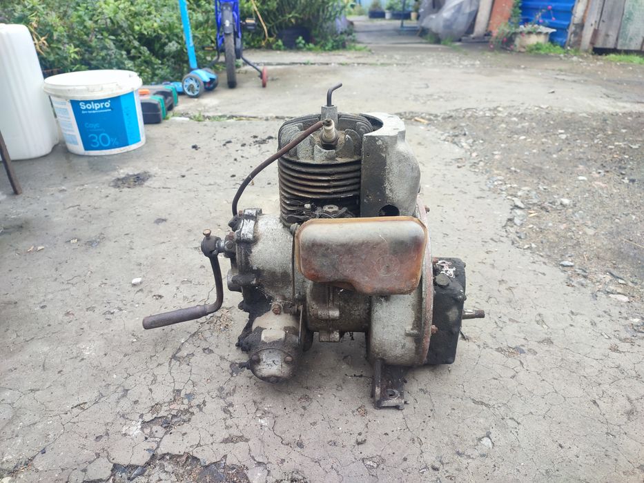 продам двигатель.