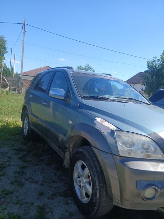 Vând kia sorento 2004