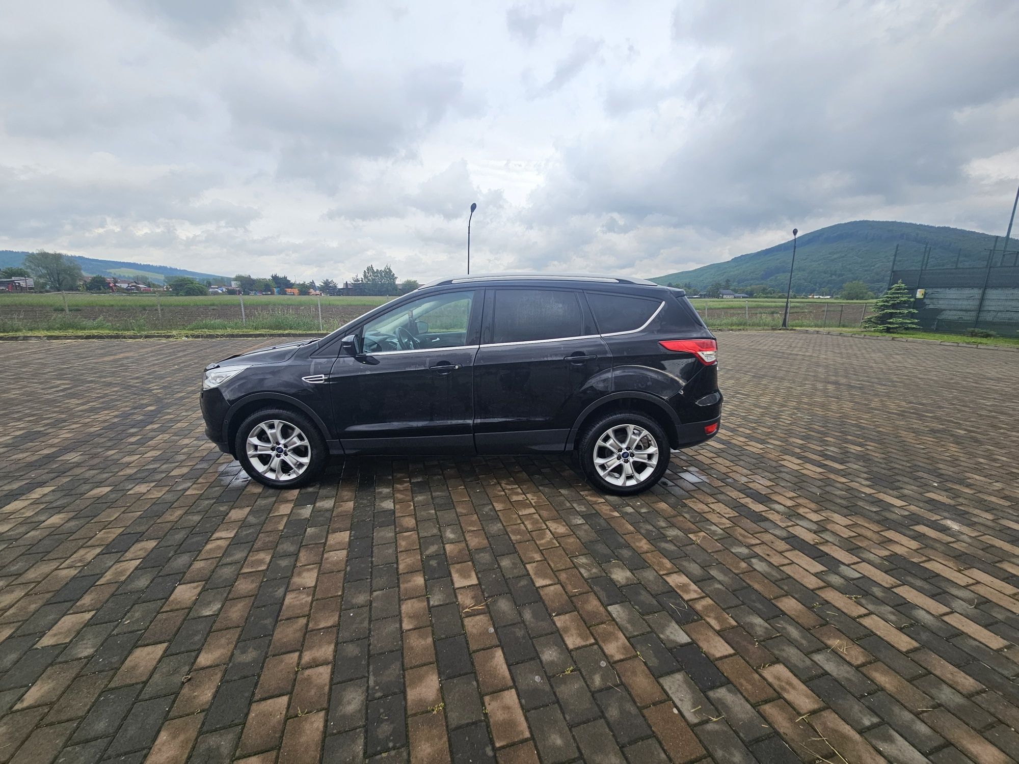 Ford Kuga .Vand &Schimb
