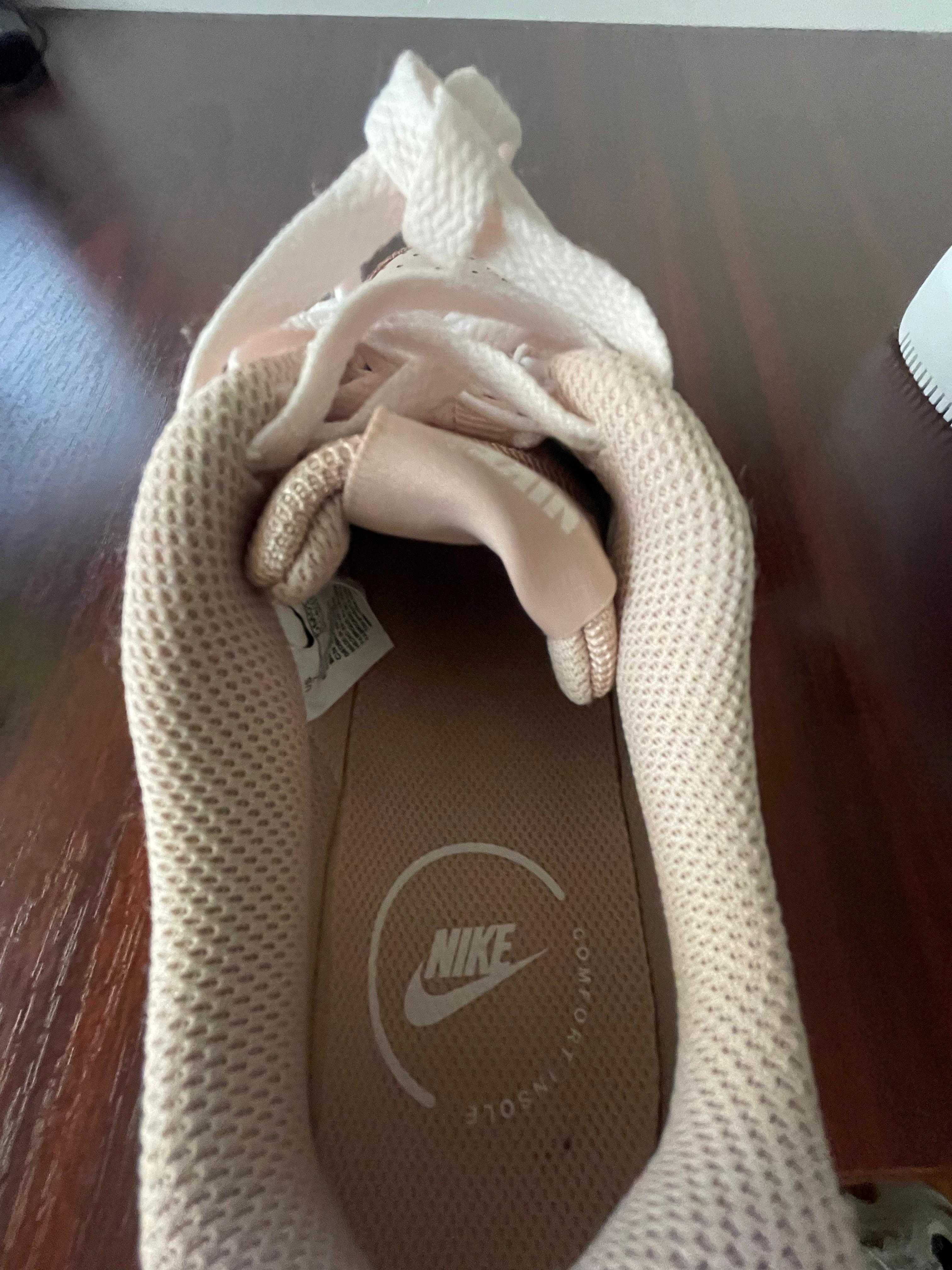 Adidași Nike Court Vision Alta Pink Oxford , măsura 39
