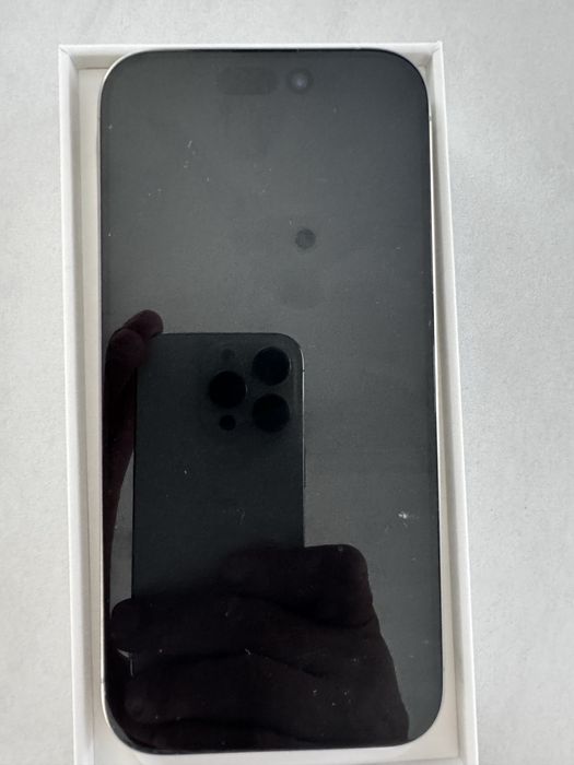 Vand IPhone 15 in stare perefecta de functionare