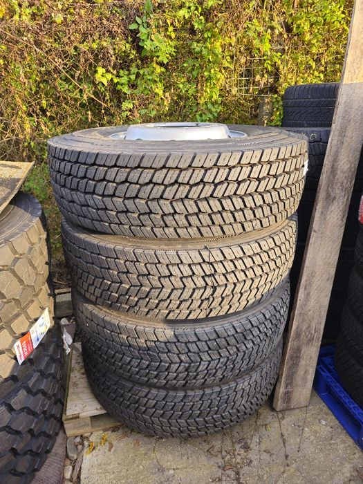 Anvelope 315 80 r22 5 continental de tracțiune.