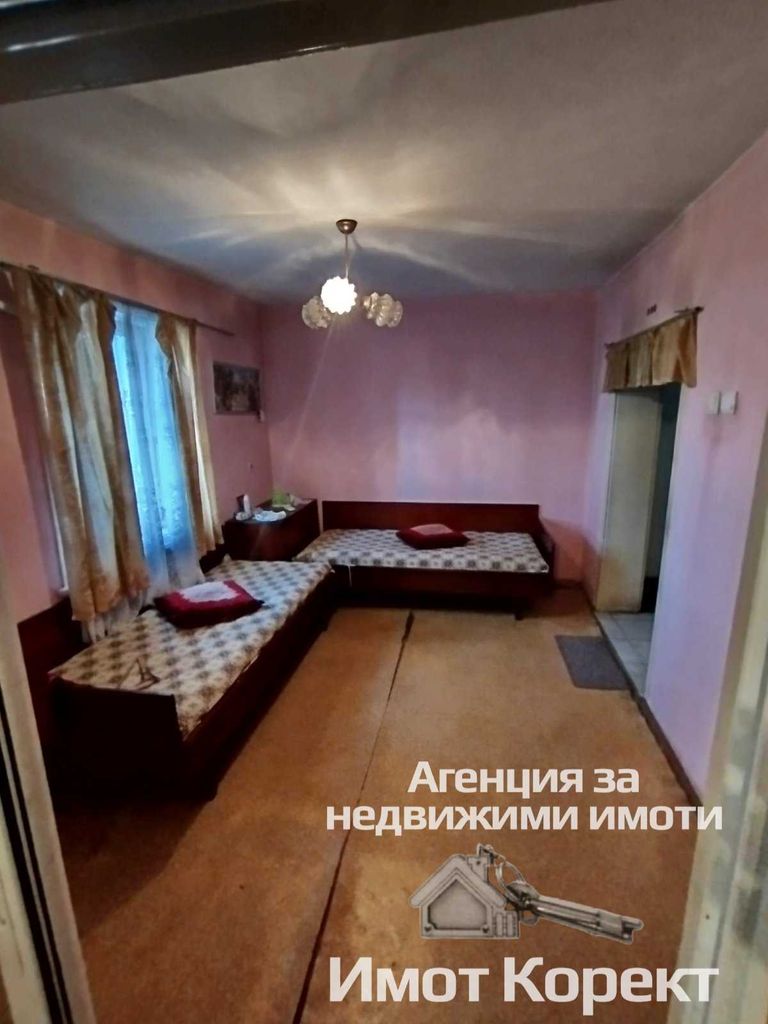 Продава се Къща в Асеновград - 160 кв.м за 750 €/кв.м - Снимка #8