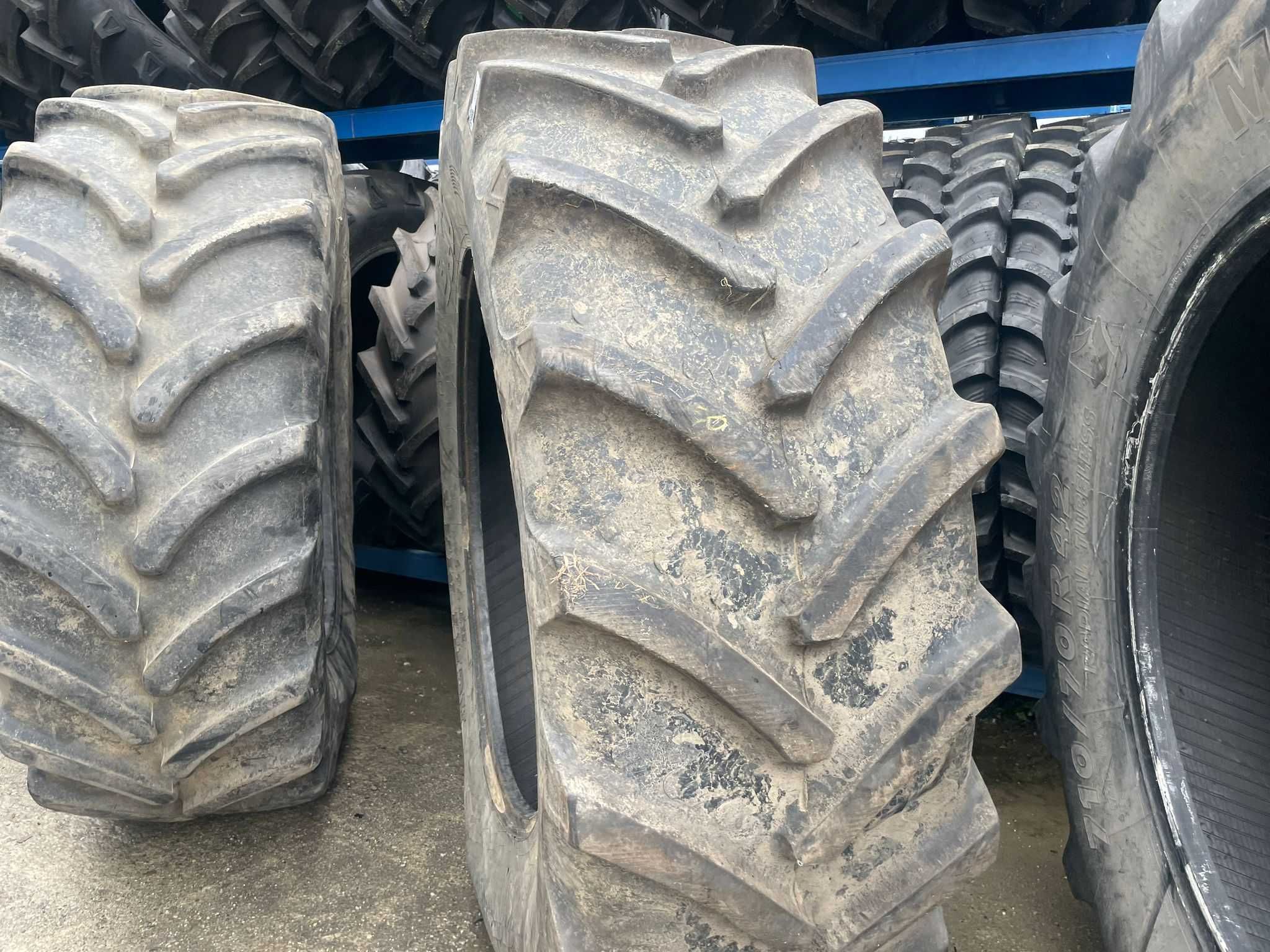 620/70r42 bkt agrimax fara petece  Cauciucuri Radiale SH