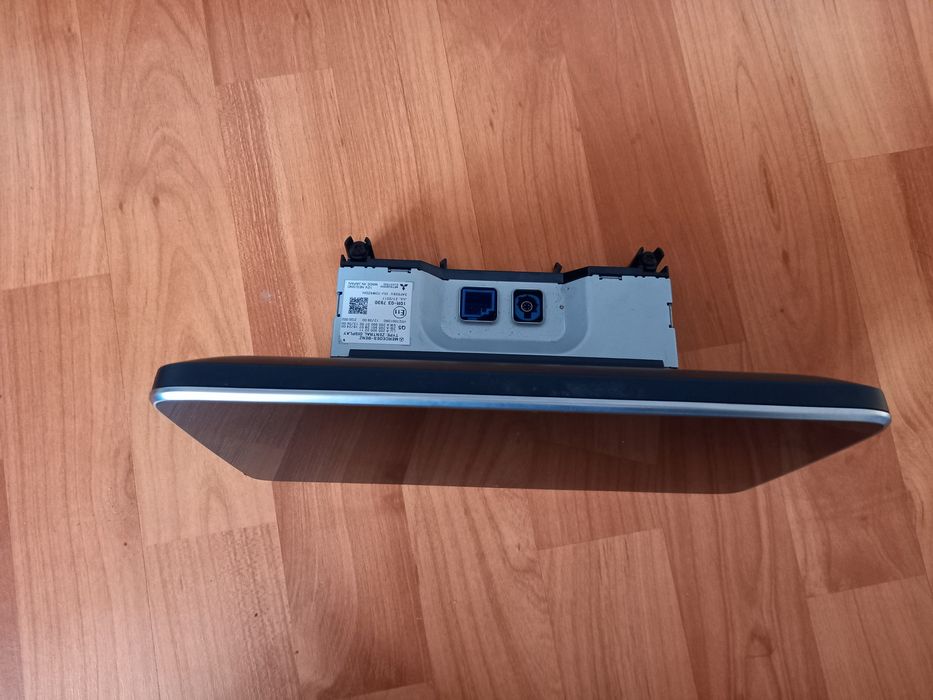 Vand display navigație  Mercedes w205  24,5 cm x 14 cm