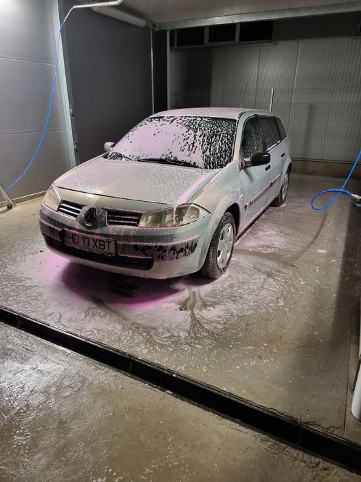 Dezmembrez Renault Megane 2 1.5 dci