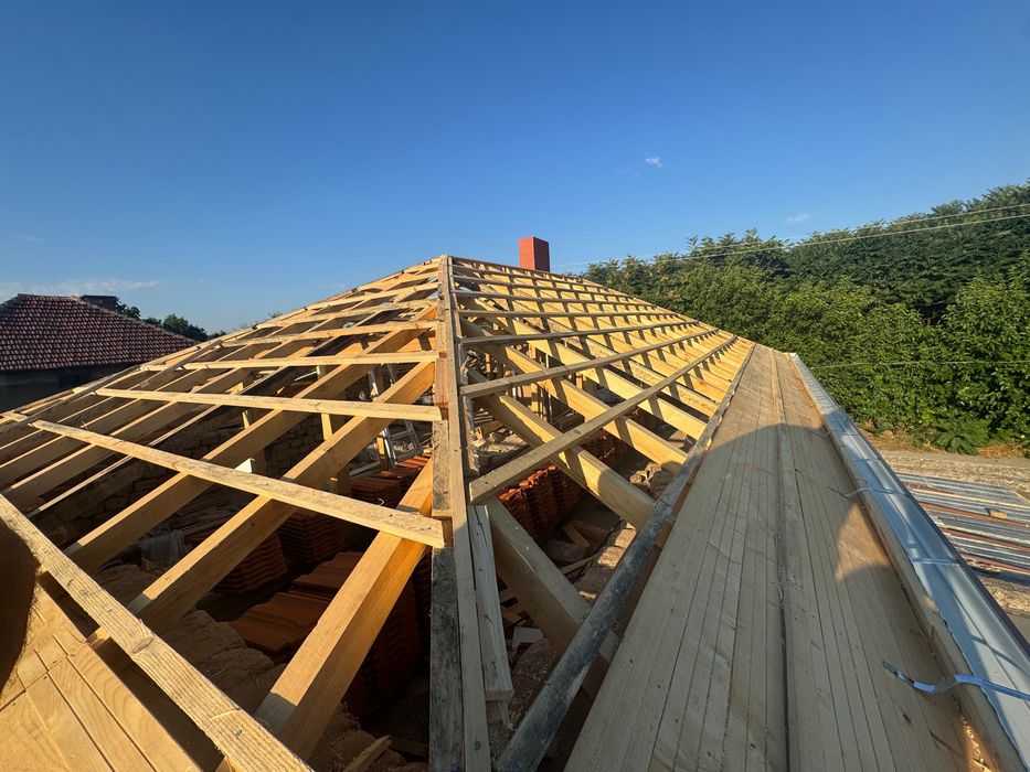 Ремонт на покриви/улуци/обшивки