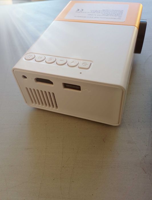 Проектор за телефон и таблет