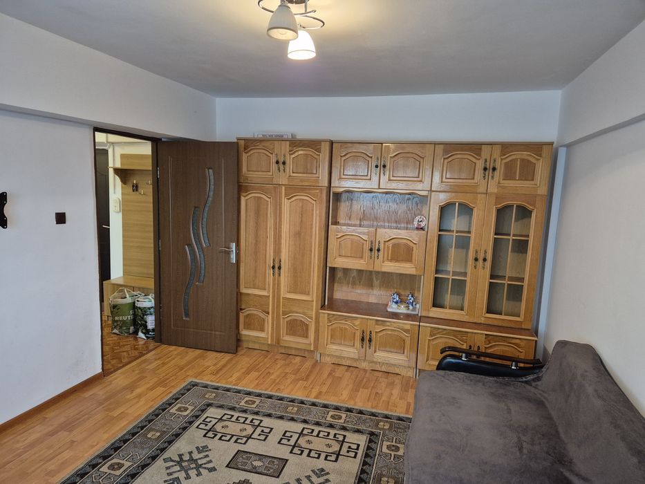 Apartament de închiriat