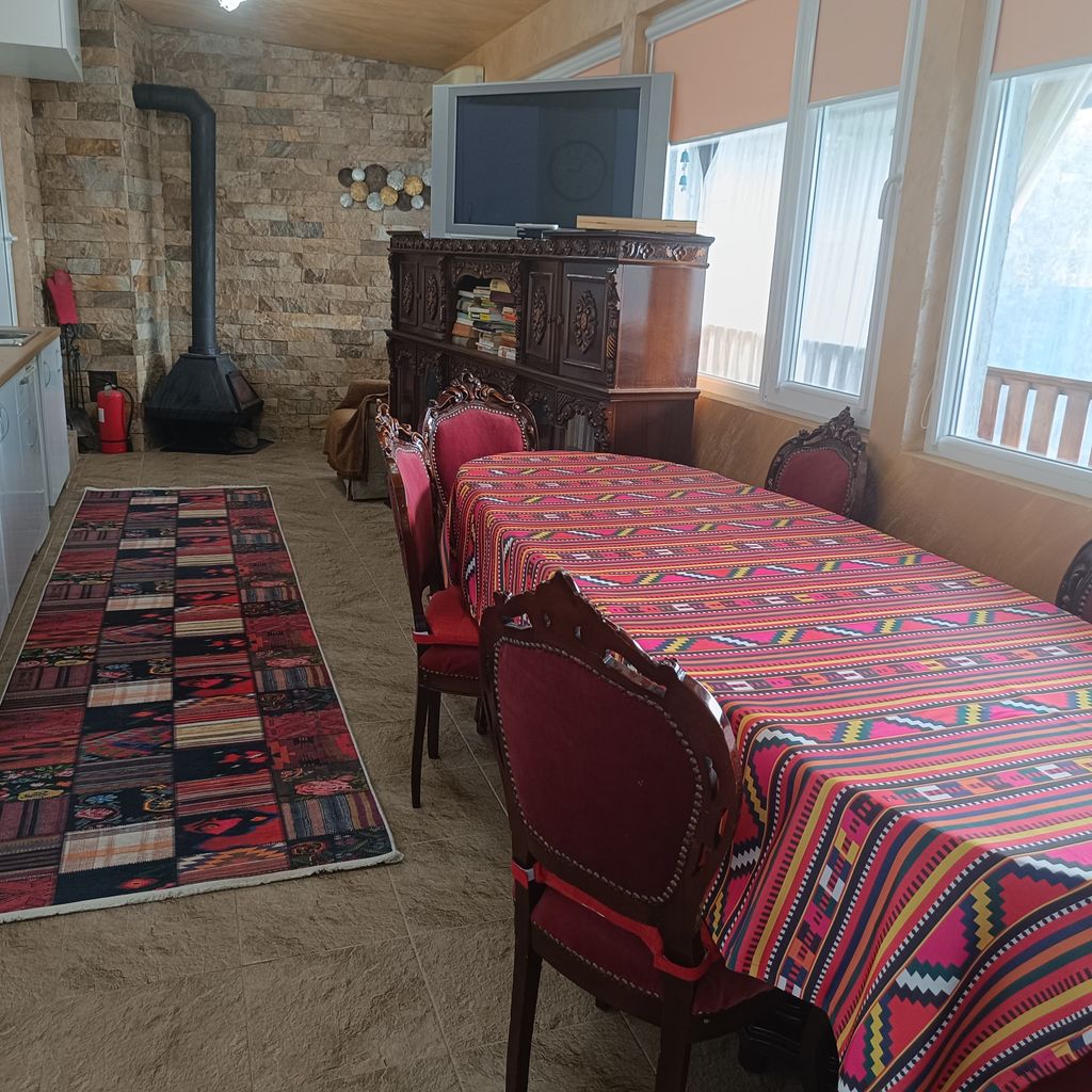 Дава се под наем Къща в Бургас, Банево - 100 кв.м за 663 € - Снимка #1