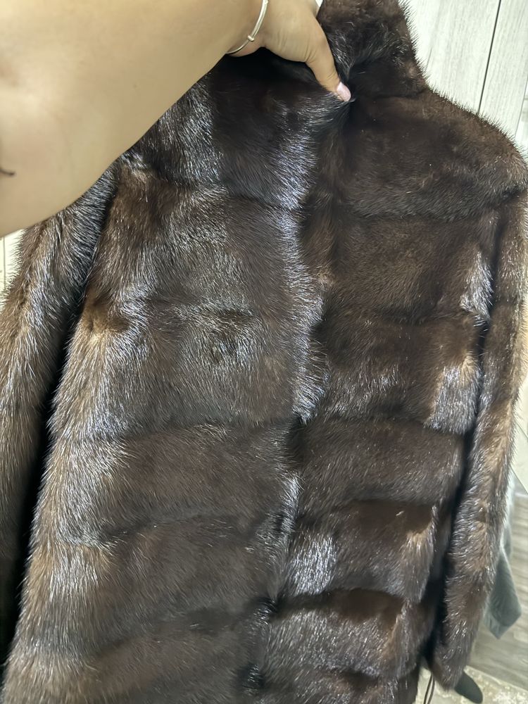 Продаю норковую шубк