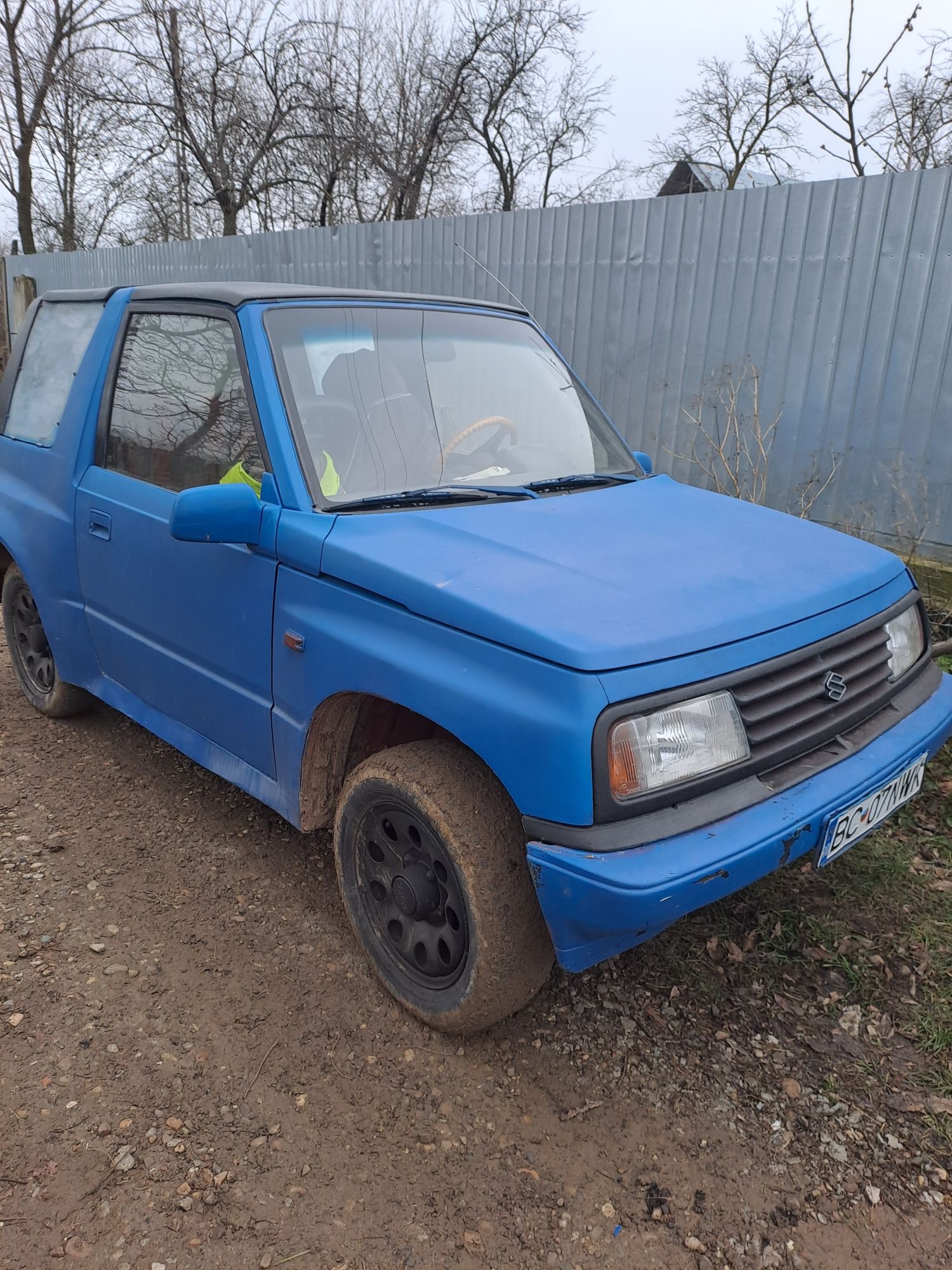 Vand suzuki vitara fara motor sau dezmembrez